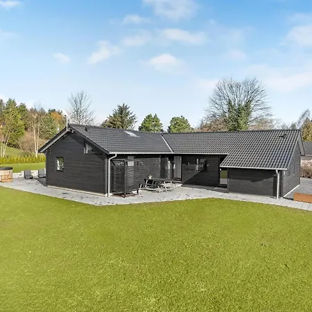 Cozy In With Sauna Ebeltoft