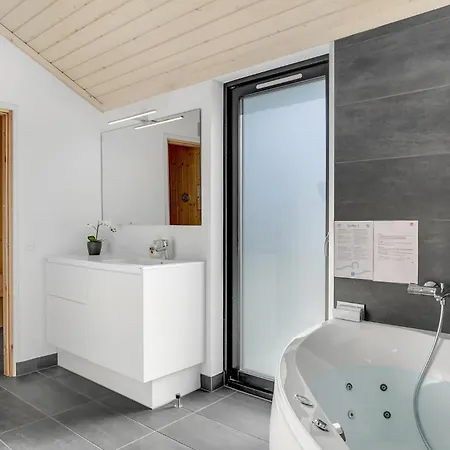 Сasa de vacaciones Acogedora Casa En Con Sauna *